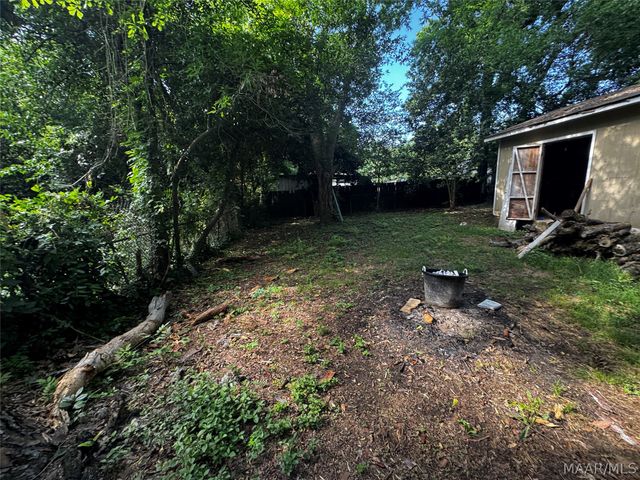 3050 MCQUEEN Street, Montgomery, AL 36107