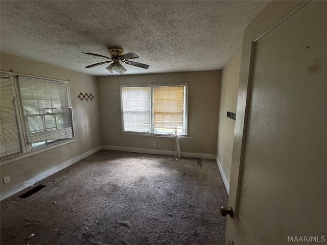 3050 MCQUEEN Street, Montgomery, AL 36107