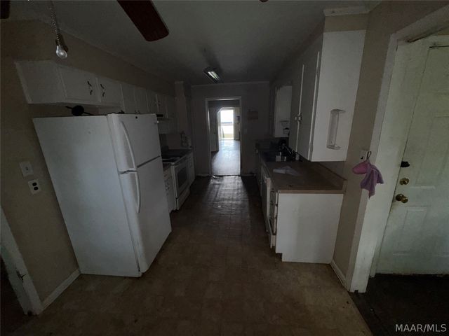 3050 MCQUEEN Street, Montgomery, AL 36107