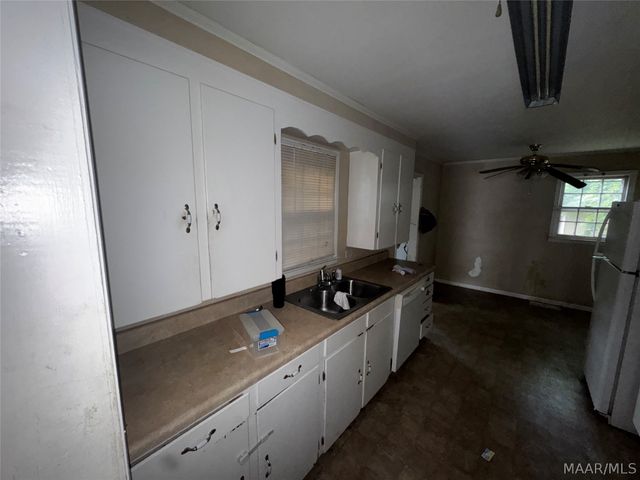 3050 MCQUEEN Street, Montgomery, AL 36107