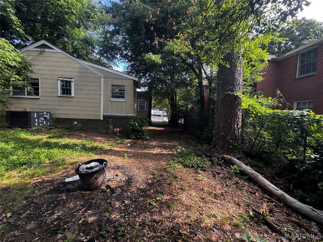 3050 MCQUEEN Street, Montgomery, AL 36107