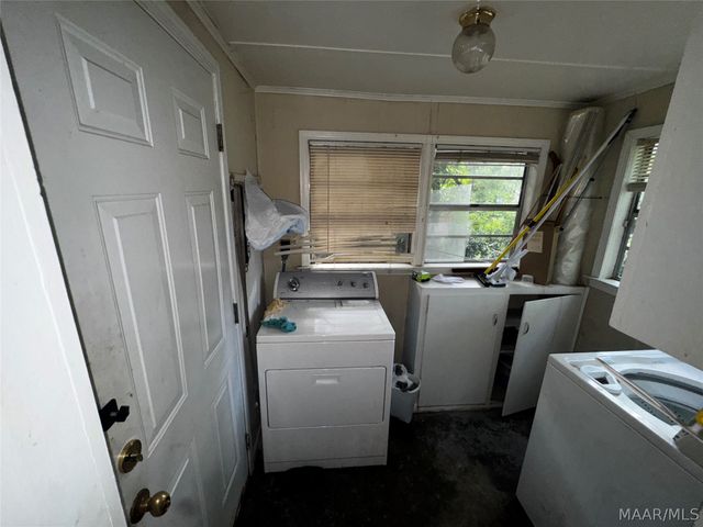 3050 MCQUEEN Street, Montgomery, AL 36107