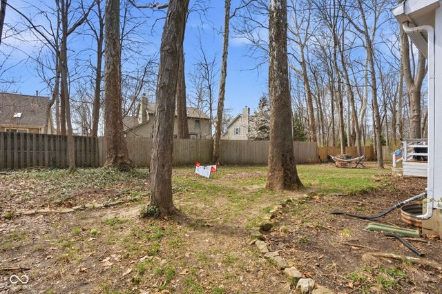 9020 Split Tree Court, Indianapolis, IN 46256