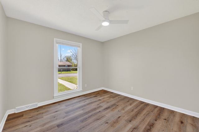 110 Noblett Ave, Fayetteville, TN 37334