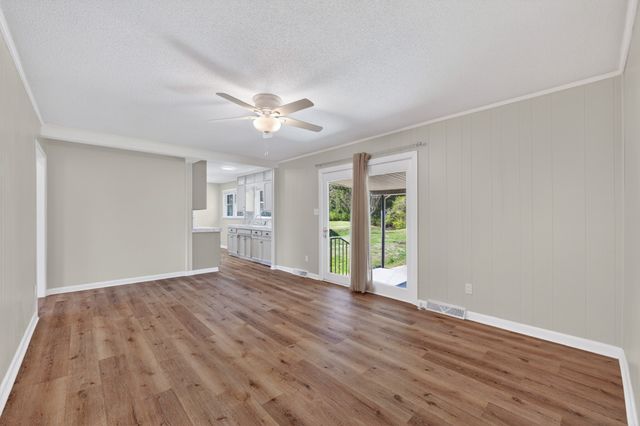 110 Noblett Ave, Fayetteville, TN 37334