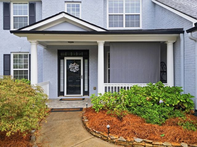 225 Brookview Place, Woodstock, GA 30188