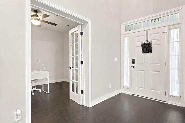 225 Brookview Place, Woodstock, GA 30188