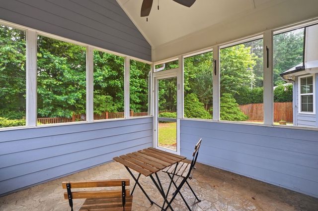 225 Brookview Place, Woodstock, GA 30188