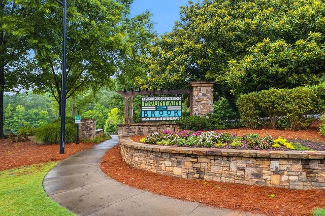 225 Brookview Place, Woodstock, GA 30188
