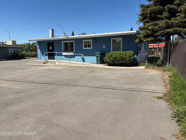 3823 Spenard Road, Anchorage, AK 99517