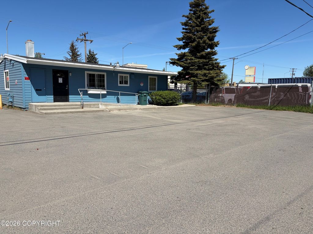 3823 Spenard Road, Anchorage, AK 99517