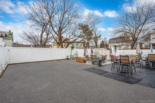 185 Woodworth Avenue, Yonkers, NY 10701