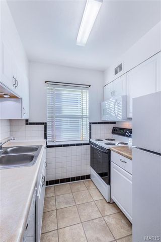 5944 Loughborough Avenue, St Louis, MO 63109