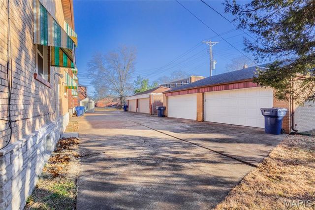 5944 Loughborough Avenue, St Louis, MO 63109