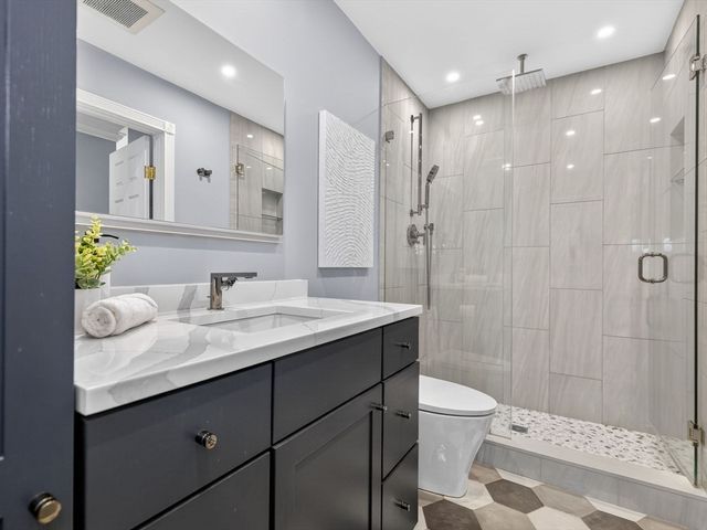 476 Shawmut Ave 3, Boston, MA 02118