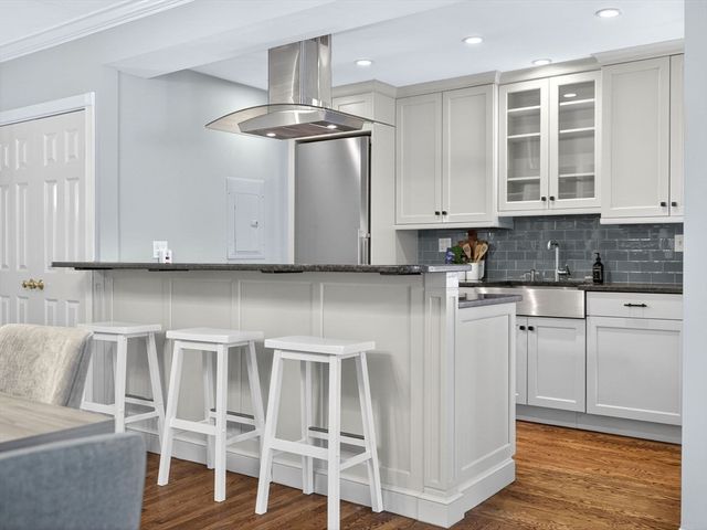 476 Shawmut Ave 3, Boston, MA 02118