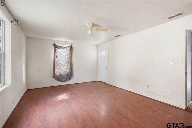 1521 N Haynie Avenue, Tyler, TX 75702