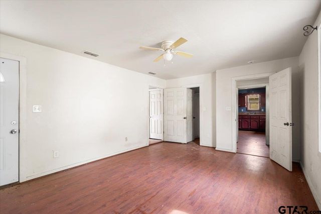 1521 N Haynie Avenue, Tyler, TX 75702