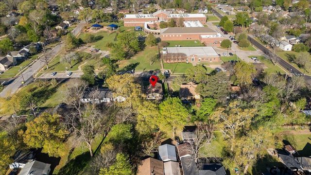 1521 N Haynie Avenue, Tyler, TX 75702