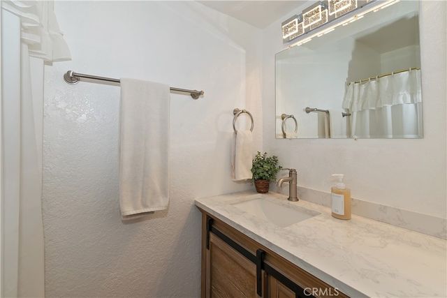 39298 Lark, Big Bear Lake, CA 92315