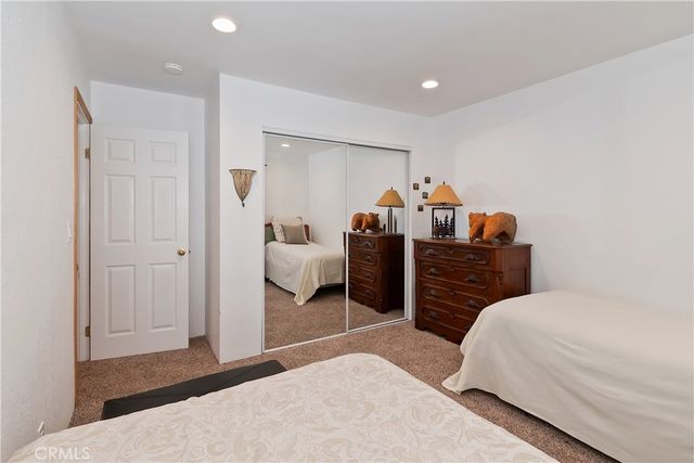 39298 Lark, Big Bear Lake, CA 92315