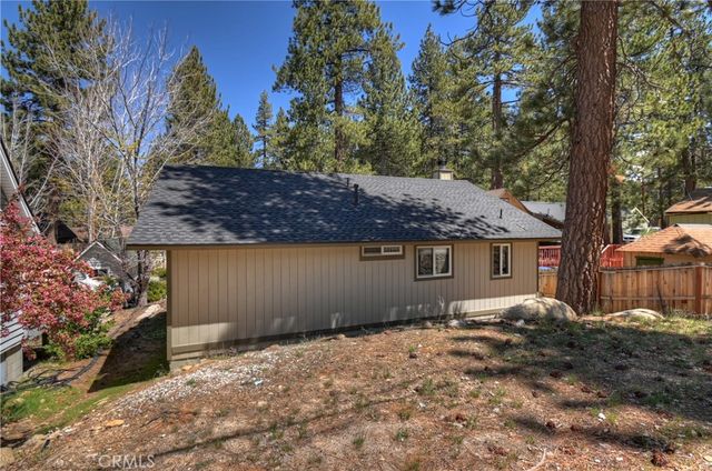 39298 Lark, Big Bear Lake, CA 92315
