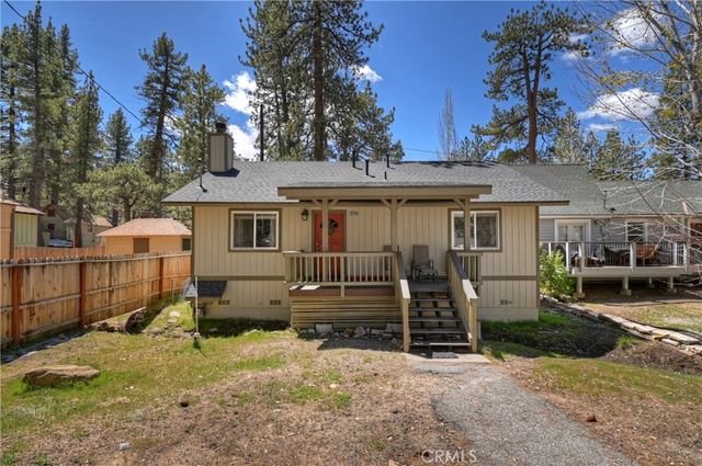 39298 Lark, Big Bear Lake, CA 92315