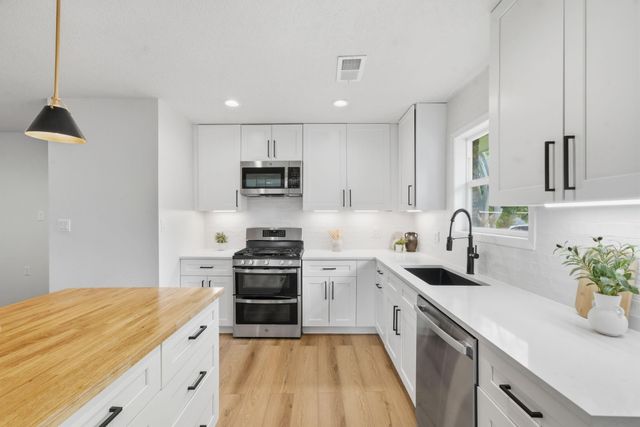 4207 Marlborough Drive, Houston, TX 77092