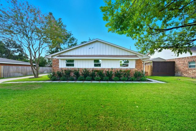 4207 Marlborough Drive, Houston, TX 77092