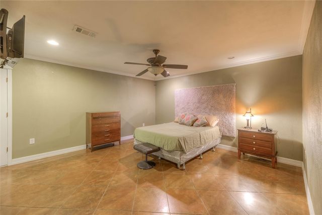 120 Harbor Light Drive, Livingston, TX 77351