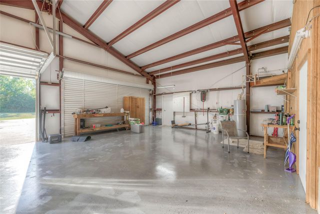 120 Harbor Light Drive, Livingston, TX 77351