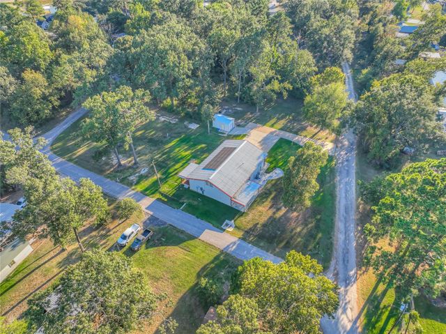 120 Harbor Light Drive, Livingston, TX 77351