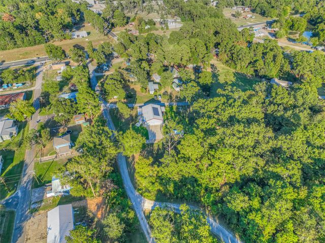 120 Harbor Light Drive, Livingston, TX 77351