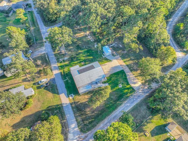 120 Harbor Light Drive, Livingston, TX 77351