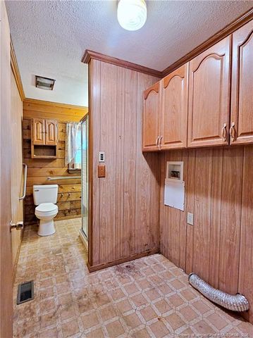 1461 Crawford Wright Road, Raeford, NC 28376