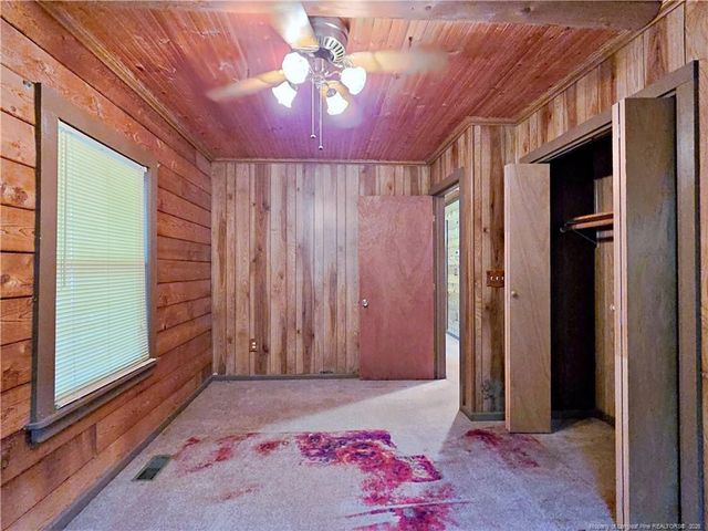1461 Crawford Wright Road, Raeford, NC 28376