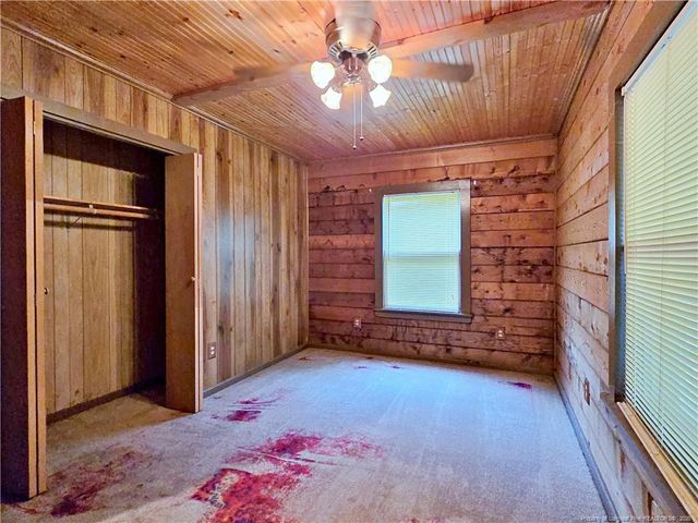 1461 Crawford Wright Road, Raeford, NC 28376