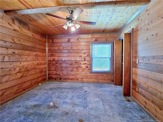 1461 Crawford Wright Road, Raeford, NC 28376