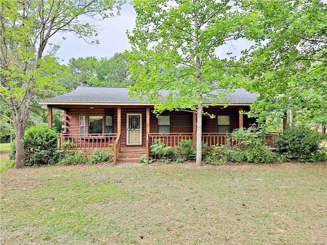 1461 Crawford Wright Road, Raeford, NC 28376