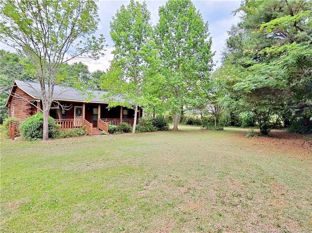 1461 Crawford Wright Road, Raeford, NC 28376