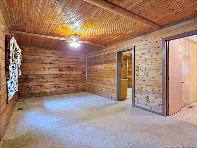 1461 Crawford Wright Road, Raeford, NC 28376