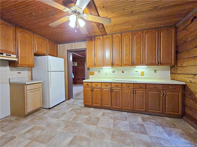 1461 Crawford Wright Road, Raeford, NC 28376