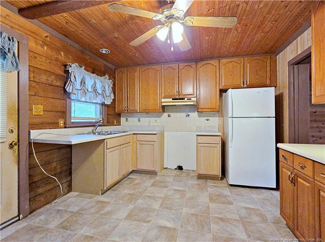 1461 Crawford Wright Road, Raeford, NC 28376