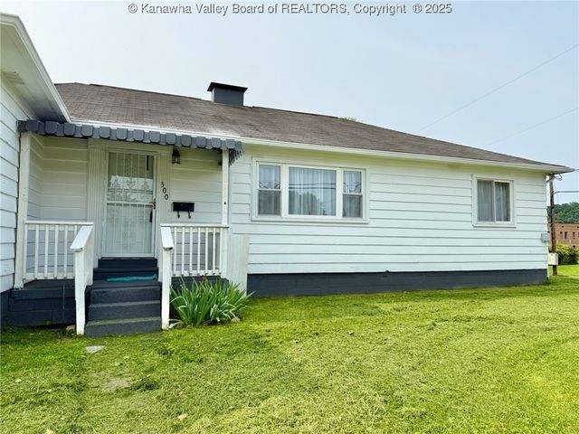 300 Sycamore Street, Ravenswood, WV 26164