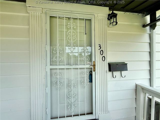 300 Sycamore Street, Ravenswood, WV 26164