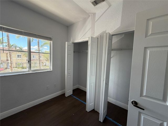 8245 NW 108th Ave 5-15, Doral, FL 33178