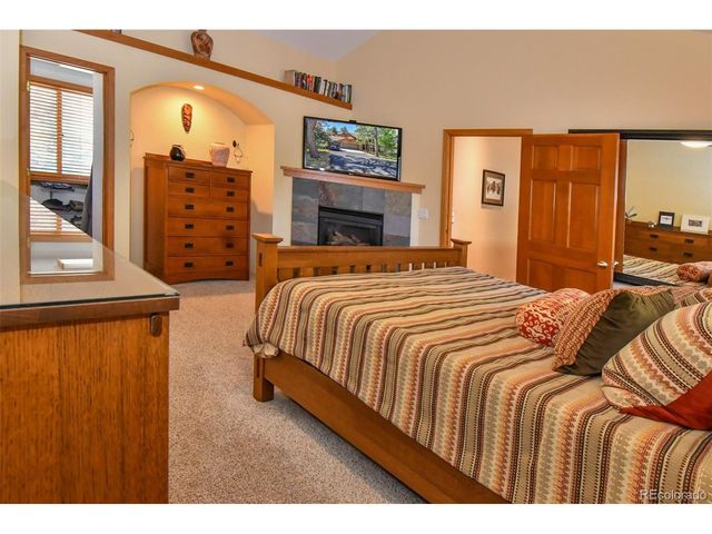25758 Summergreen Ln, Golden, CO 80401