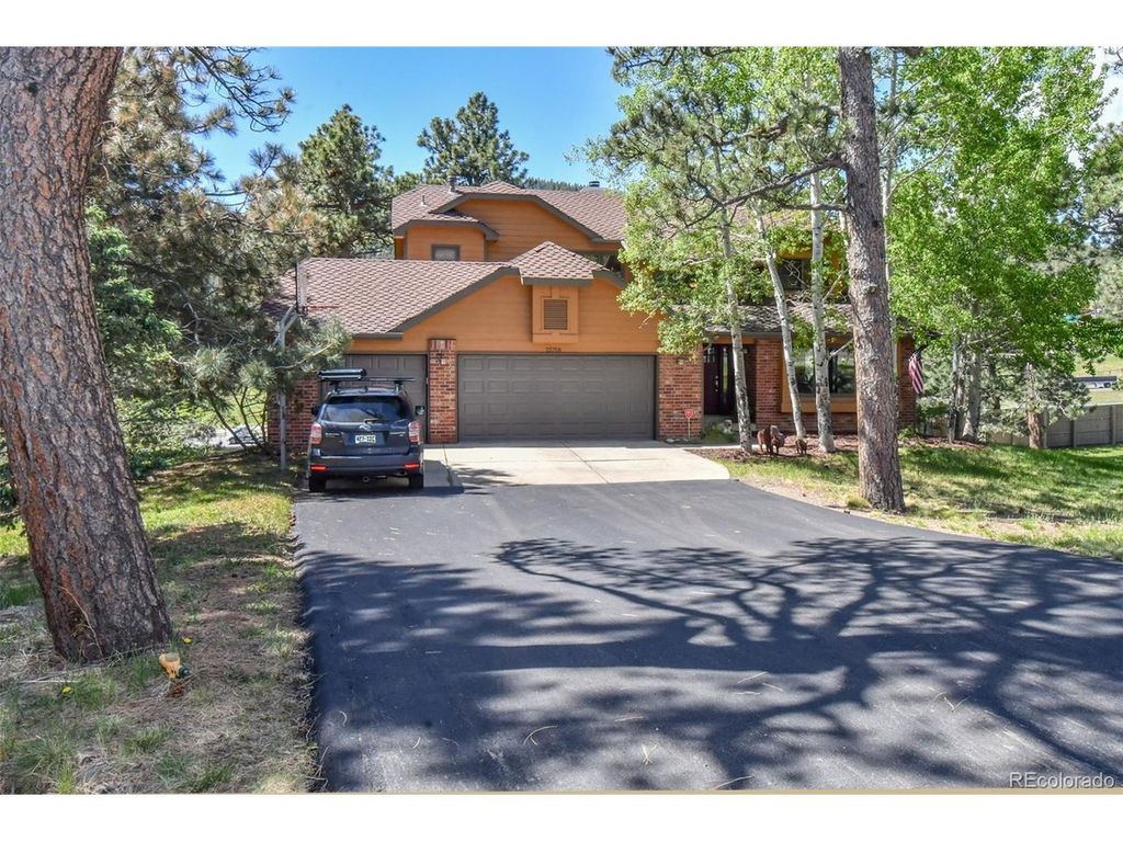 25758 Summergreen Ln, Golden, CO 80401