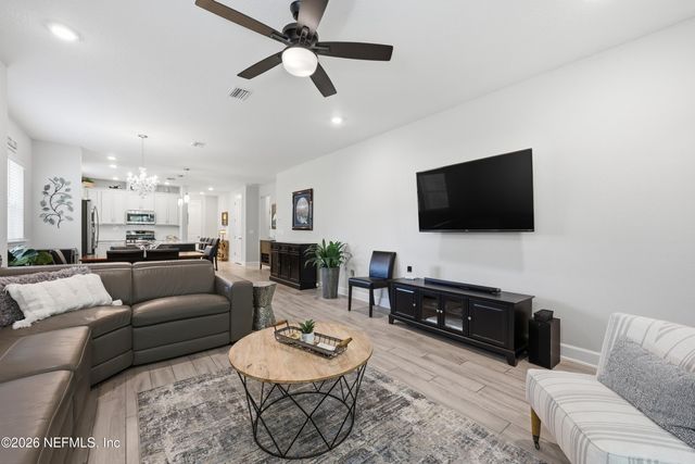 368 PIONEER VILLAGE Drive, Ponte Vedra, FL 32081