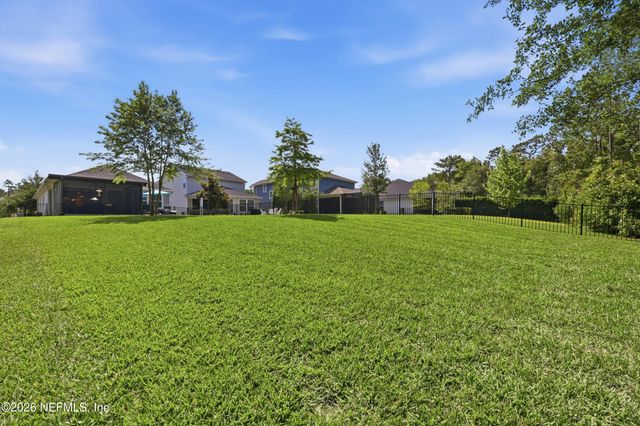 368 PIONEER VILLAGE Drive, Ponte Vedra, FL 32081